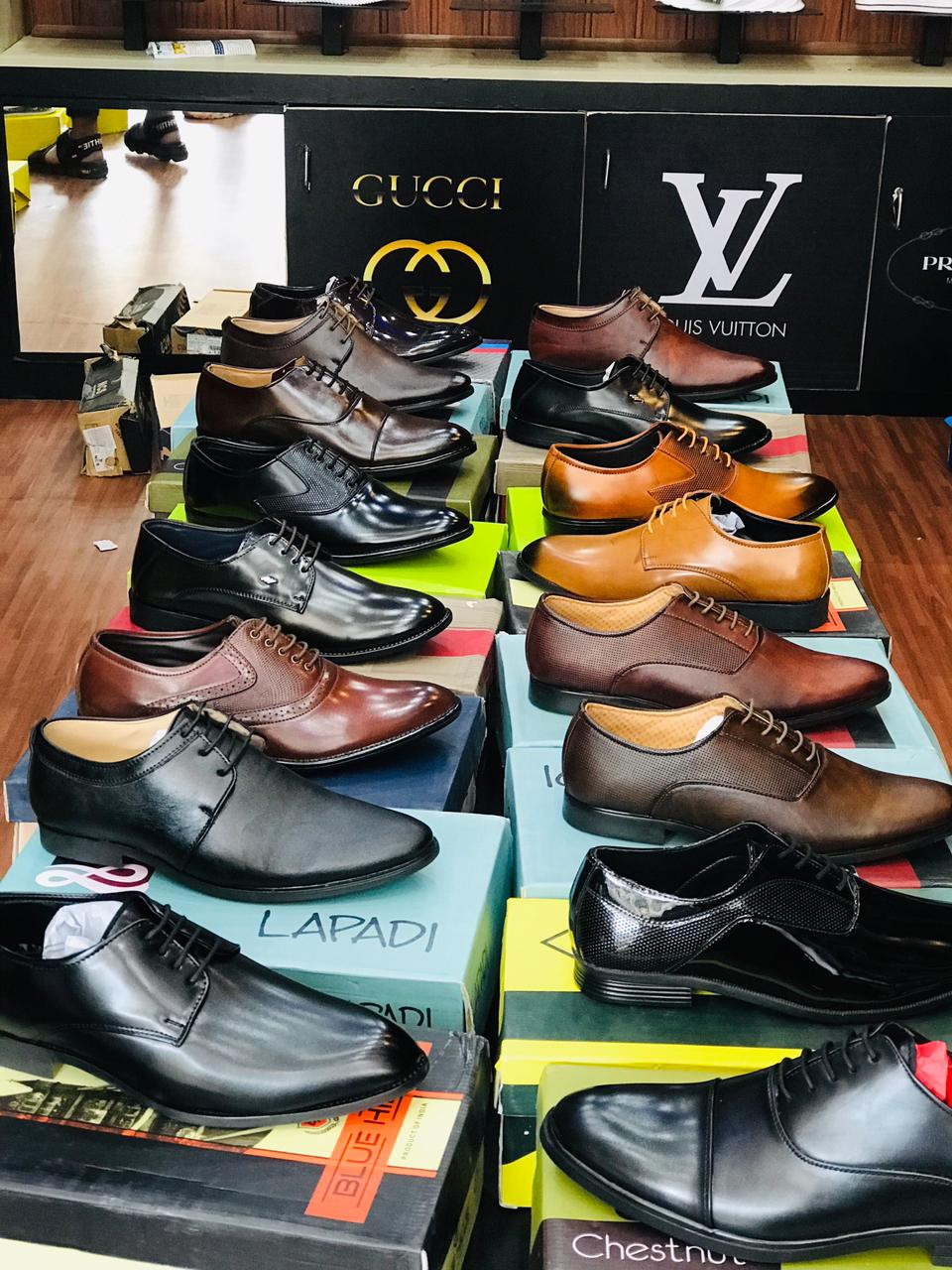 LEE CASRO THE MEN'S HUB