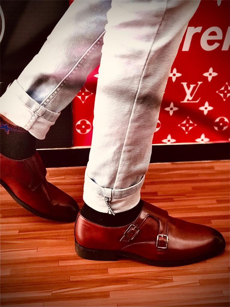 LEE CASRO THE MEN'S HUB