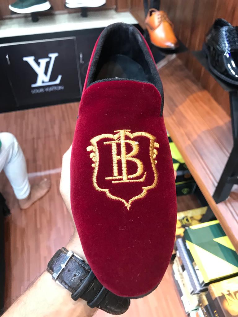 LEE CASRO THE MEN'S HUB