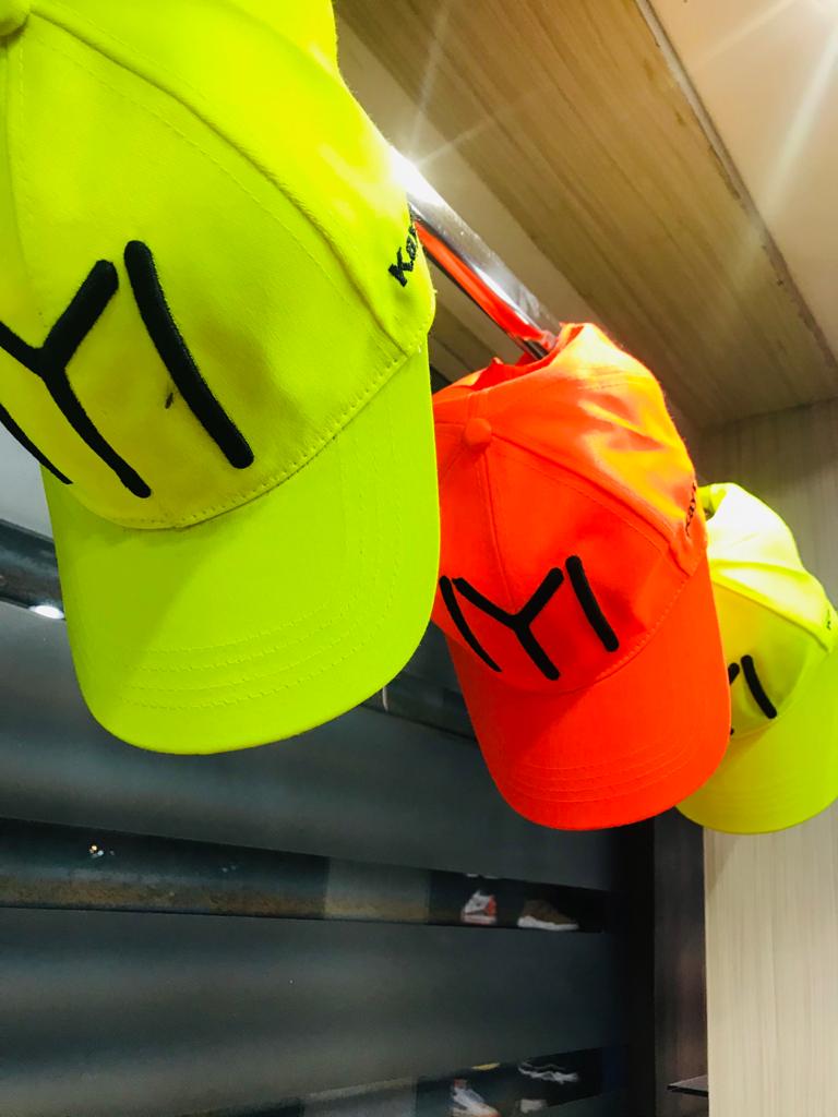 LEE CASRO THE MEN'S HUB